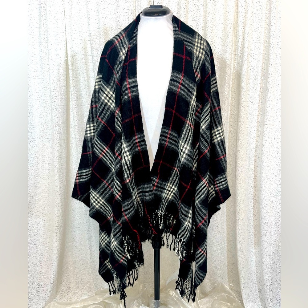 Plaid Sweater Shawl/Poncho